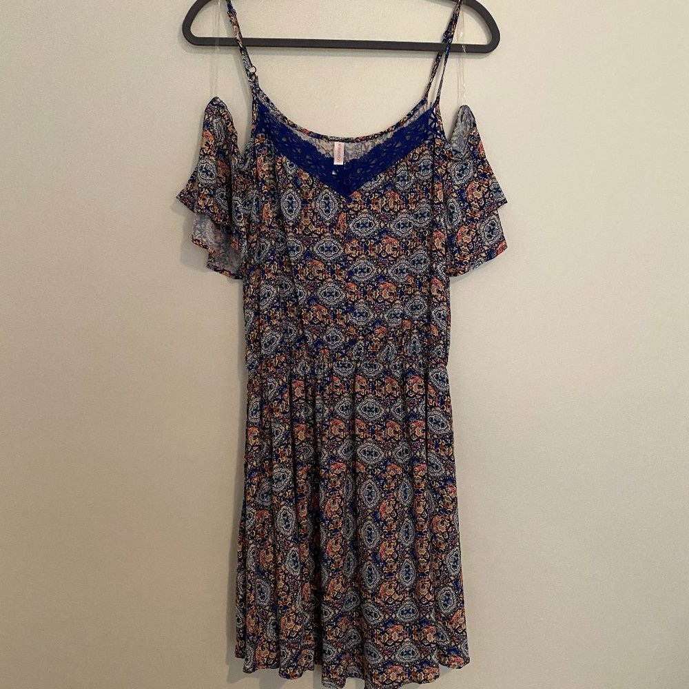 Xhilaration Cold Shoulder Mini Size XL